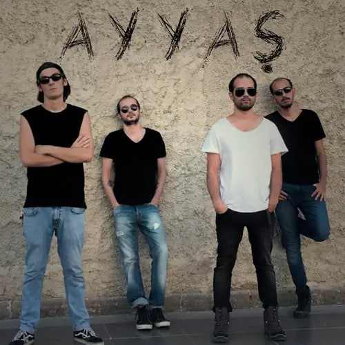 دانلود تمامی آهنگ ها و آلبوم های خواننده ترکیه ای Ayyaş (آییاش) با لینک مستقیم بصورت کامل و یکجا